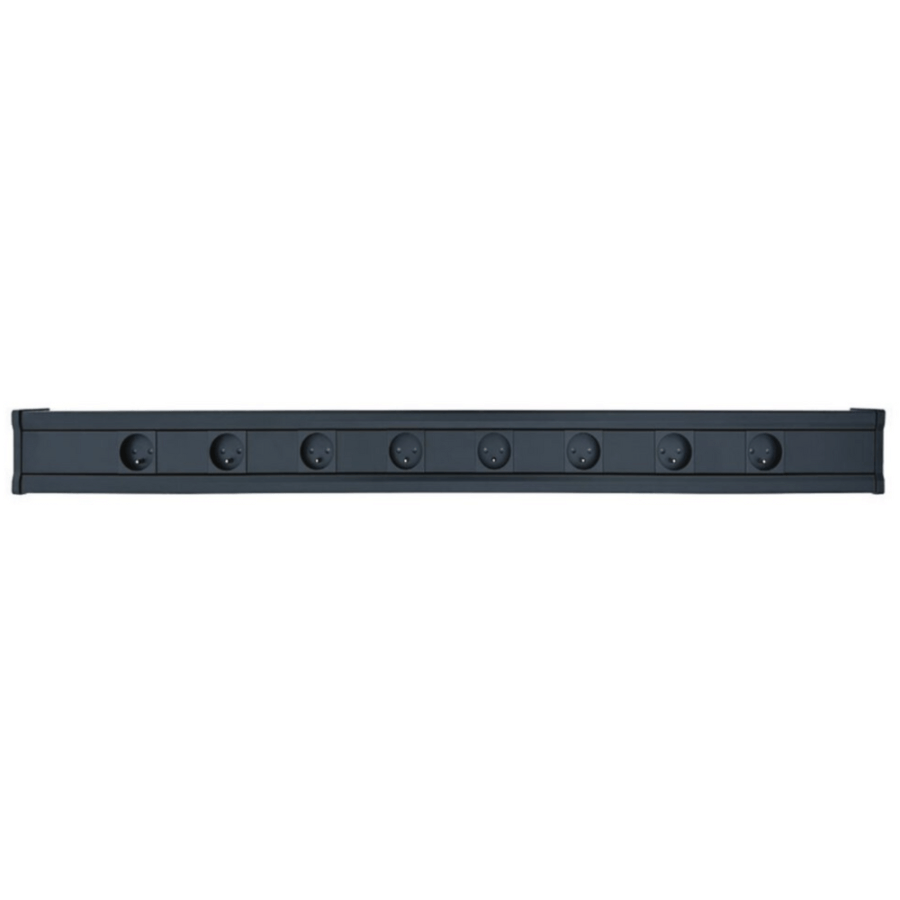 Barrette de prises e.Dro – 8 prises câblées sur goulotte Barrette de prises e.Dro – 8 prises câblées sur goulotte
