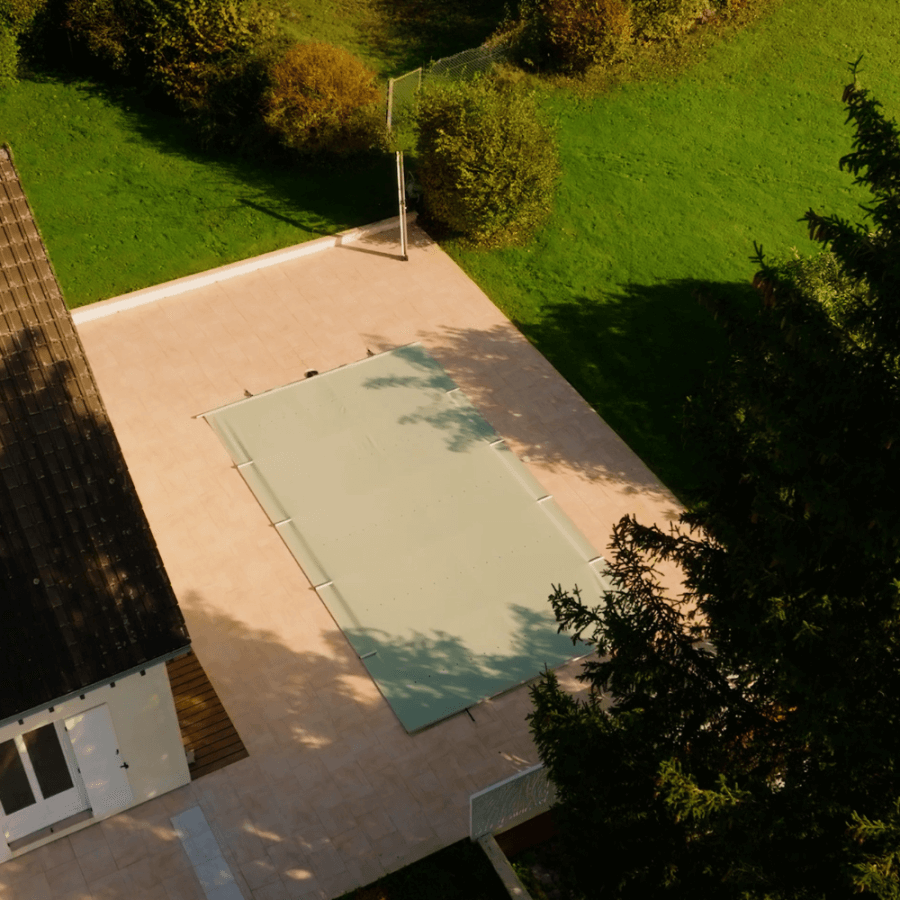 Bâche à barres en kit COVERBOX - Piscine jusqu'à 9 x 4,5m
