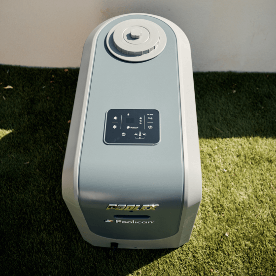 Local technique Ultra compact 4 en 1 : Filtration et Pompe à chaleur intégrée vue du dessus