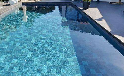 pvc-arme-sopremapool-design-pierre-de-bali-piscine